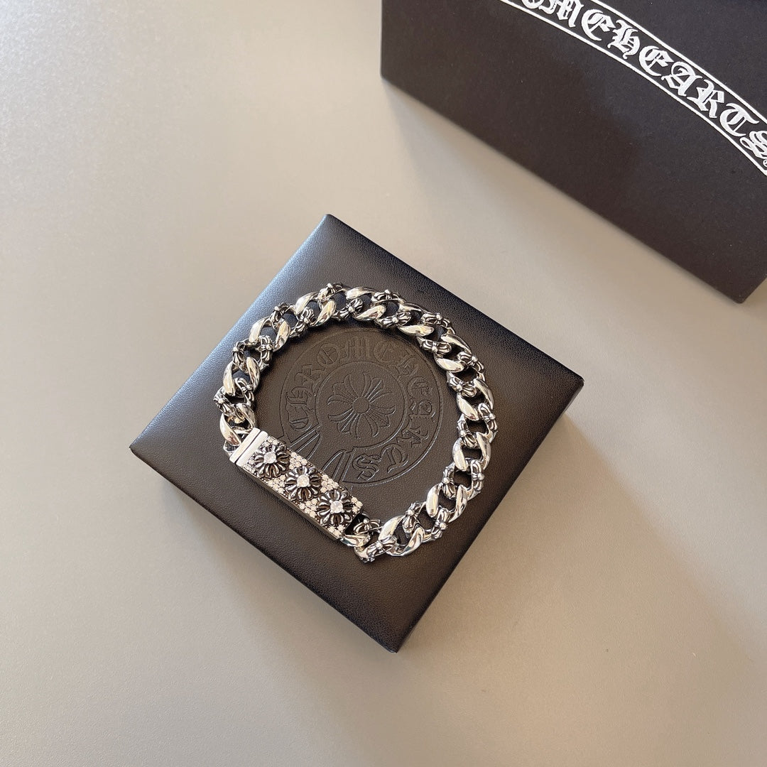 Martin Graham bracelet in polished metal-tone – front product view