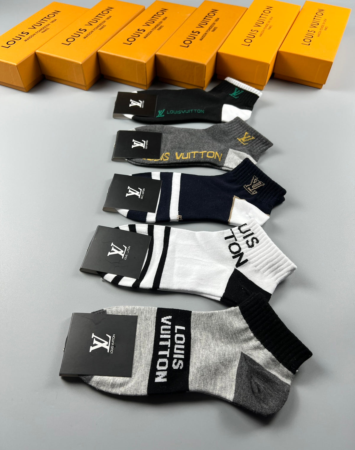 Louis Vuitton Mixed Wordmark And Initial Details Ankle Socks