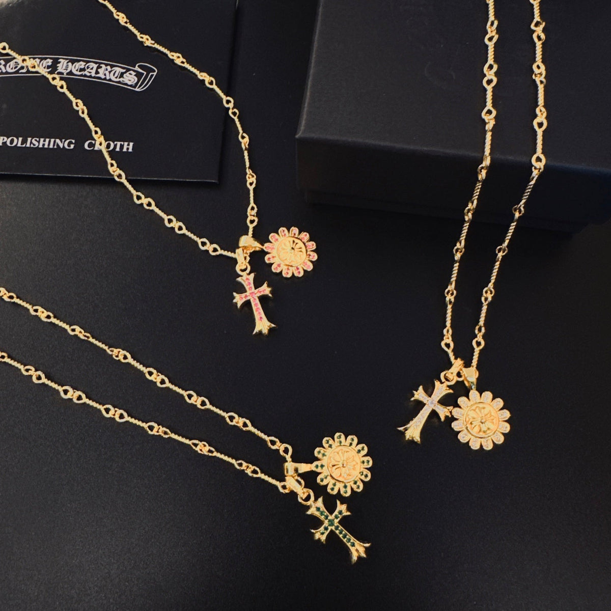 Martin Graham pendant necklace in polished metal-tone – detail view