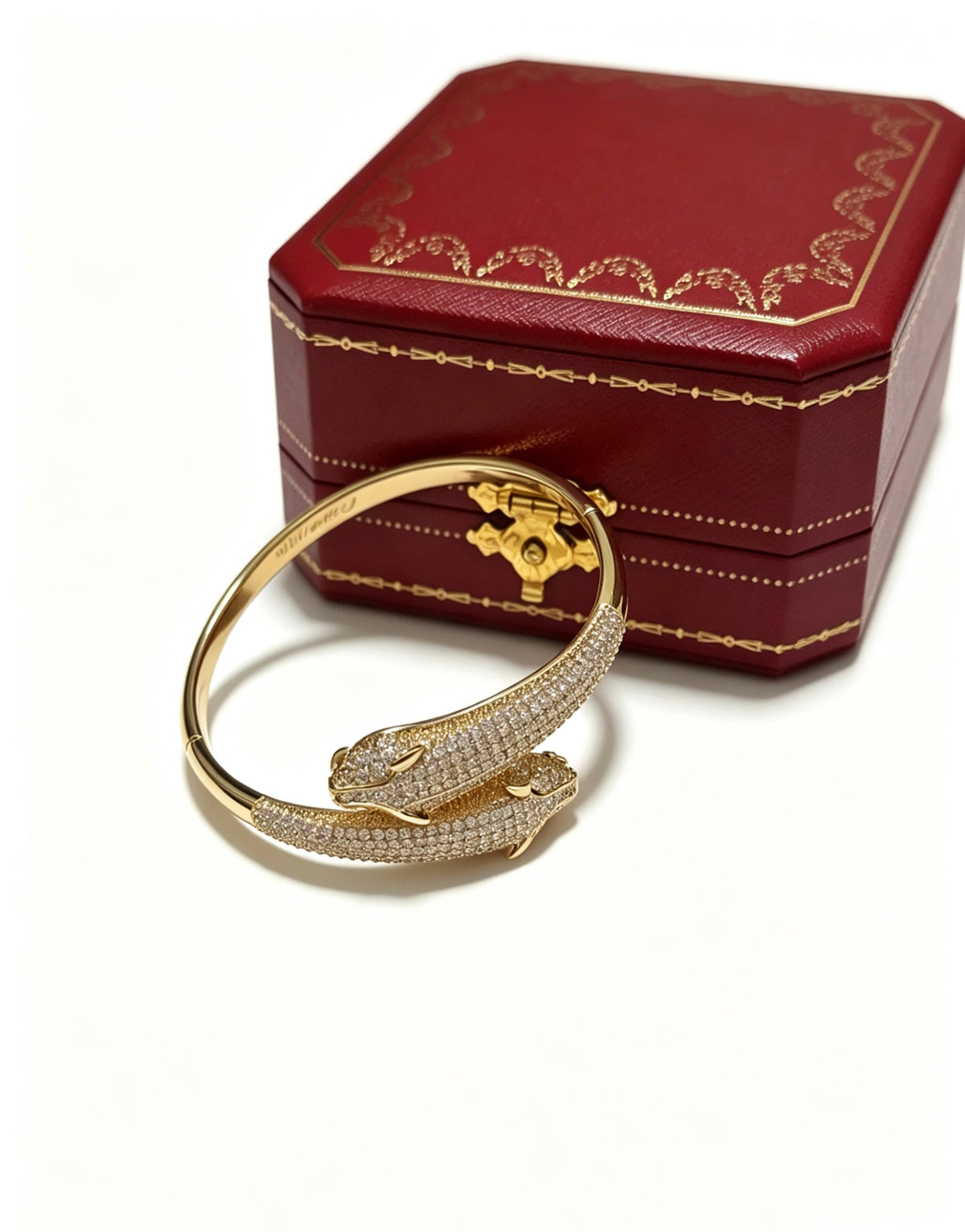 Martin Graham bracelet in polished metal-tone – detail view