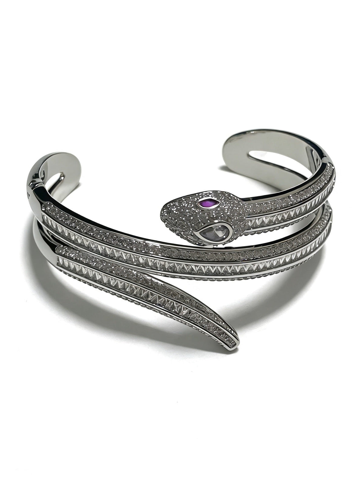 Martin Graham bracelet in polished metal-tone – detail view