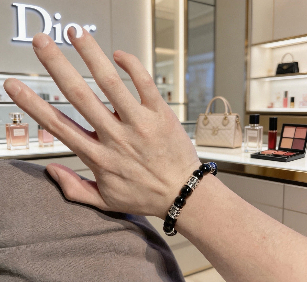 Martin Graham bracelet in polished metal-tone – detail view