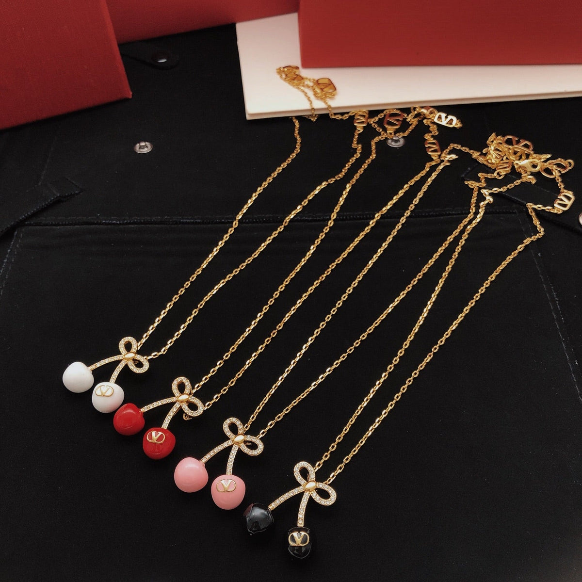 Martin Graham pendant necklace in polished metal-tone – detail view