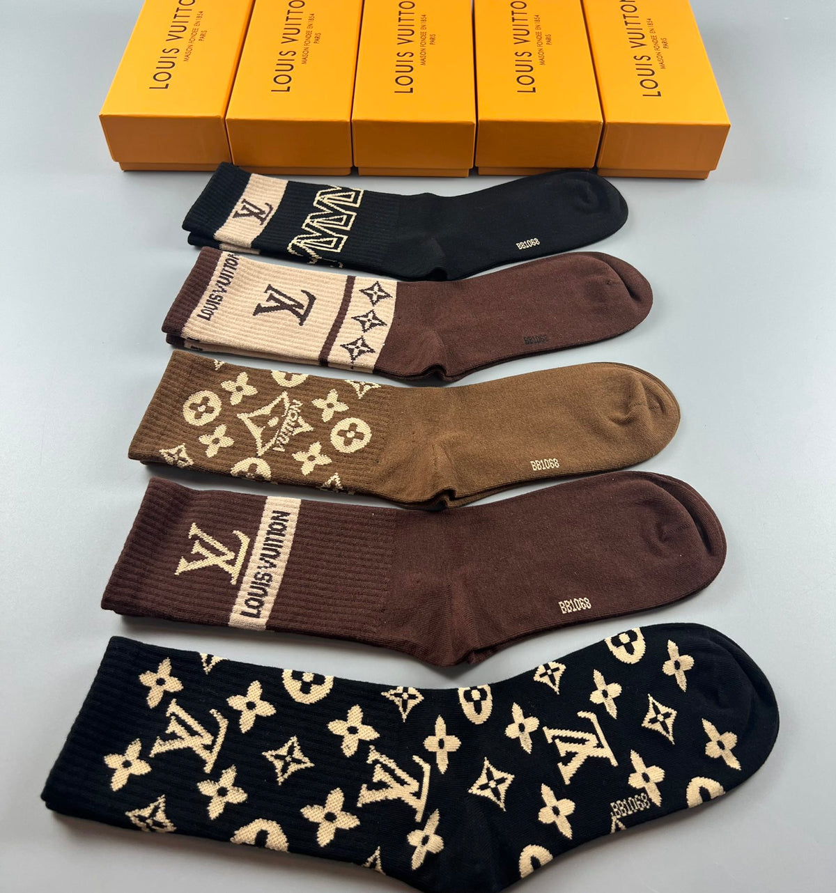 Louis Vuitton Cotton Varied Monogram-Style Motifs Crew Socks - 5-Pair Set