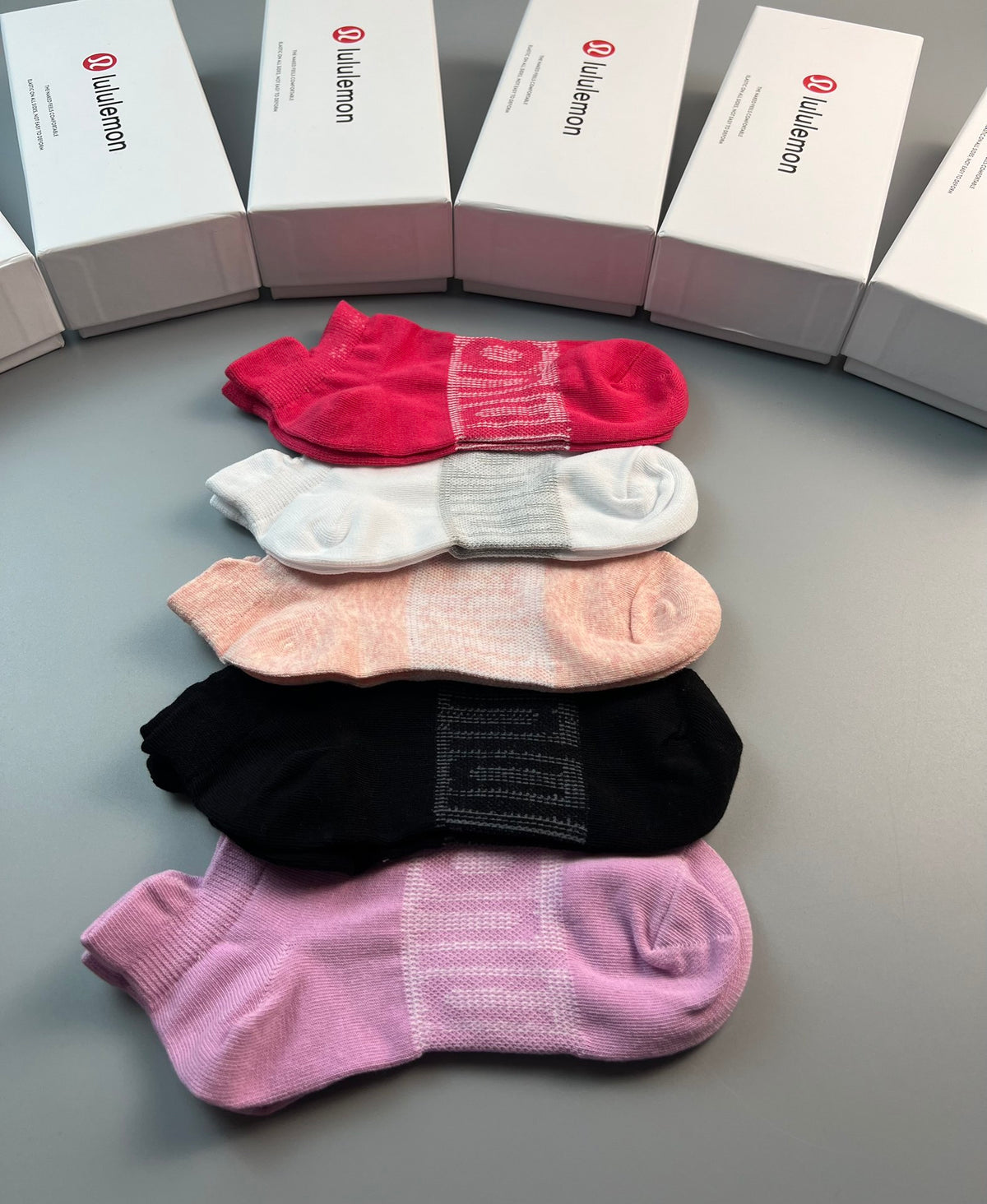 Lululemon Tonal Cuff Details Ankle Socks