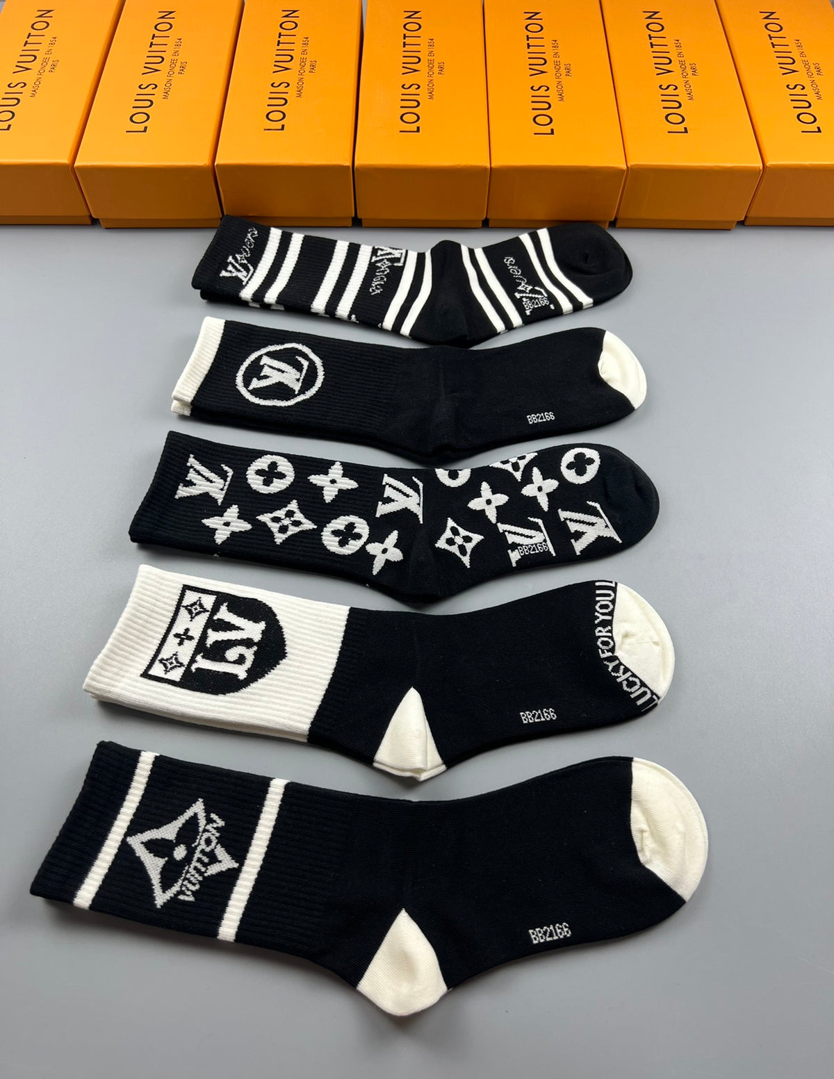 Louis Vuitton Graphic Ankle Socks - 5-Pair Box