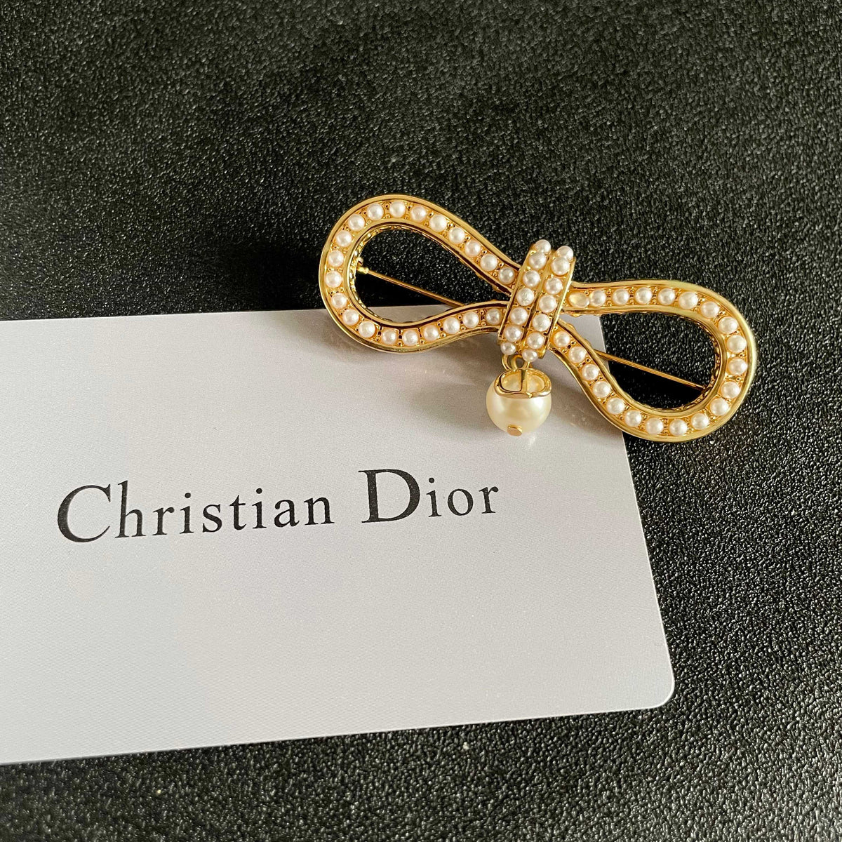 Martin Graham brooch in polished metal-tone – detail view